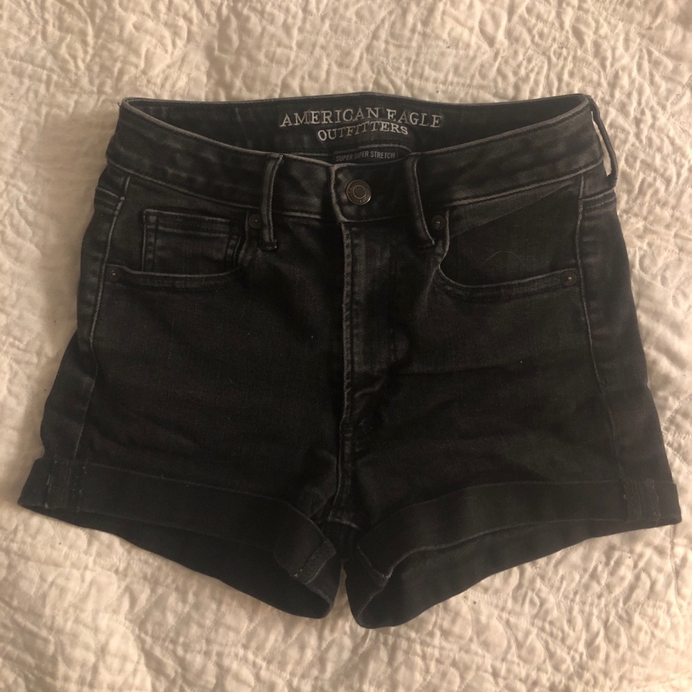 American Eagle Super High Rise Shorts Size 2